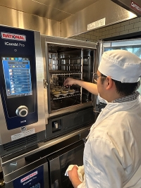 New Technology Series Kicks Off with Programmable Ovens