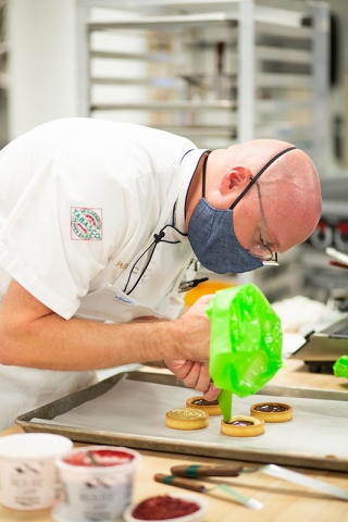 From NOLA to Your Baking & Pastry Classroom: Virtual Guest Lectures Featuring Raspberries